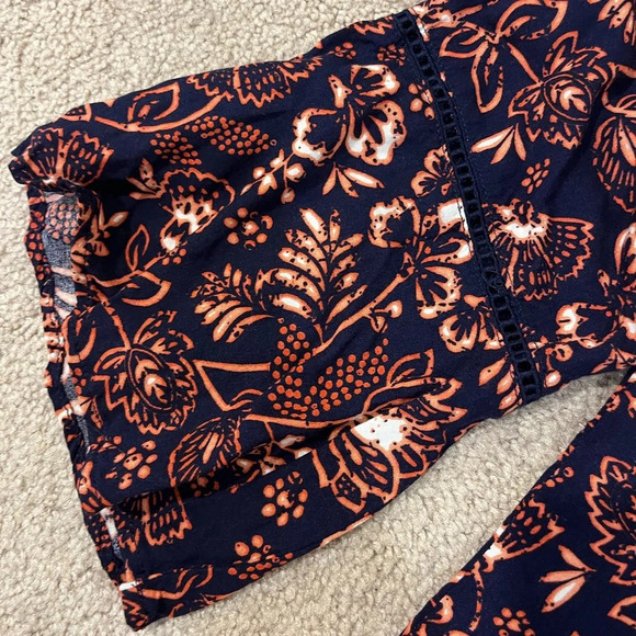 Gloria Vanderbilt 3/4 Length Sleeve Blouse - Picture 5 of 5